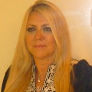 Meet your Posher, Becki